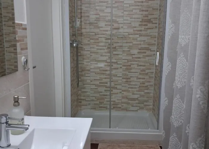 La Fiora فندق مبيت وإفطار *